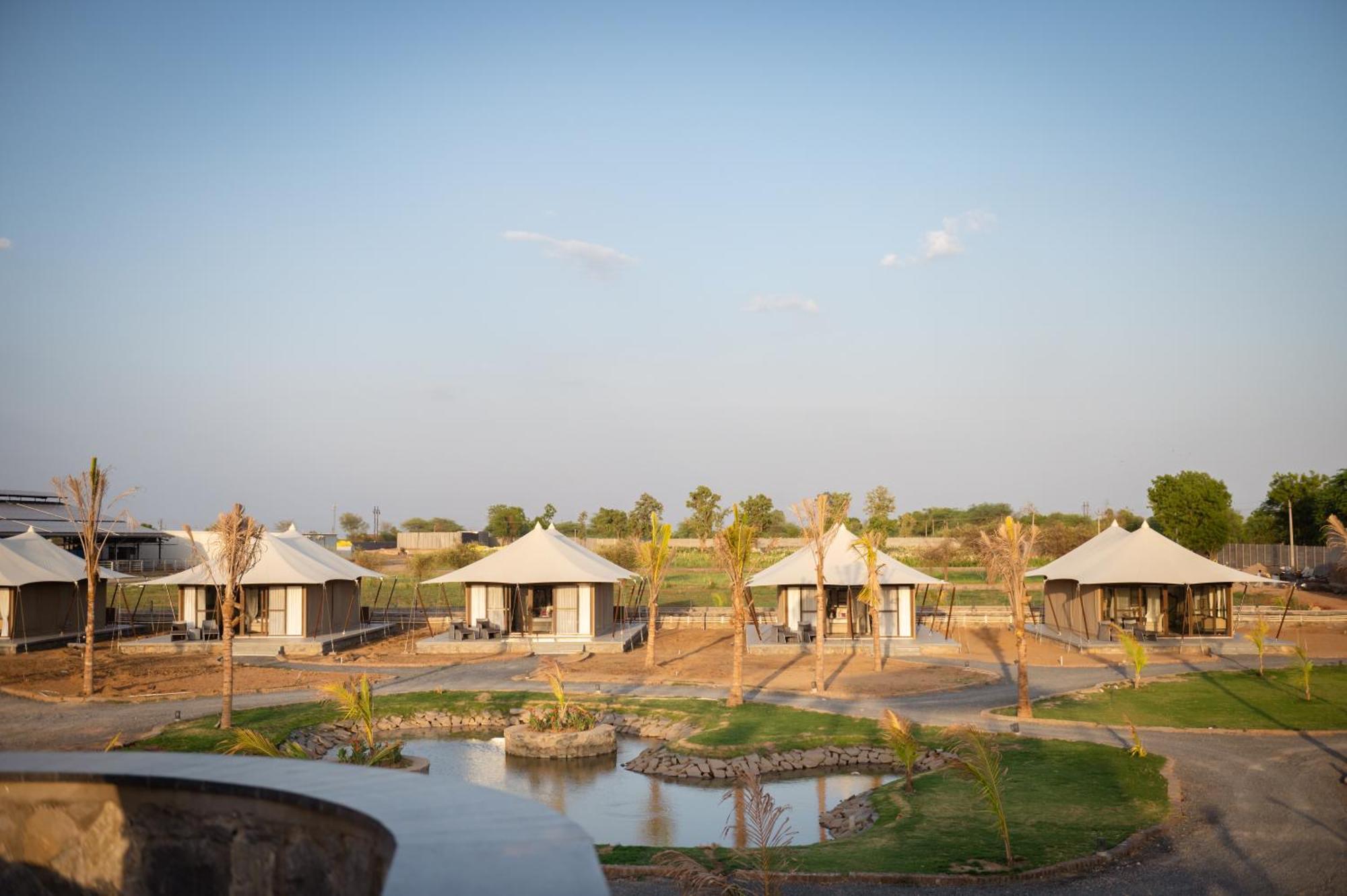 فندق Sangam Farms بهيلوارة المظهر الخارجي الصورة